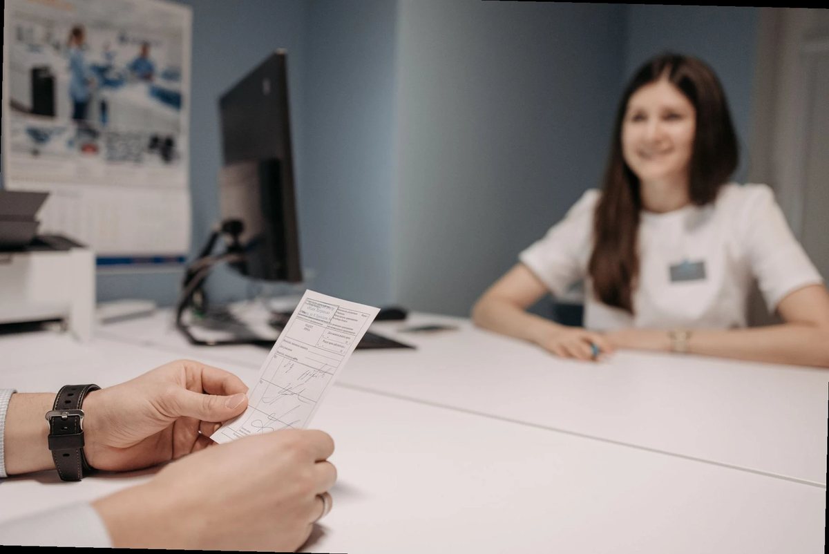 pharmacy consultation with medication